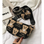 Сумка клатч маленька крос боді жіноча через плече  з монетницею Happy Little bear Маленький ведмедик у вінтажному стилі чорний (AN)42050