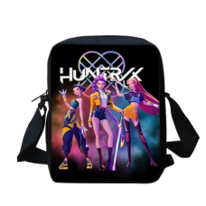 Сумка через плечо HUNTRIX 25×20×5 см — молодёжная кроссбоди сумка из мультфильма “K-Pop Demon Hunters” аниме, чёрная, 600D/PU (II) 34404