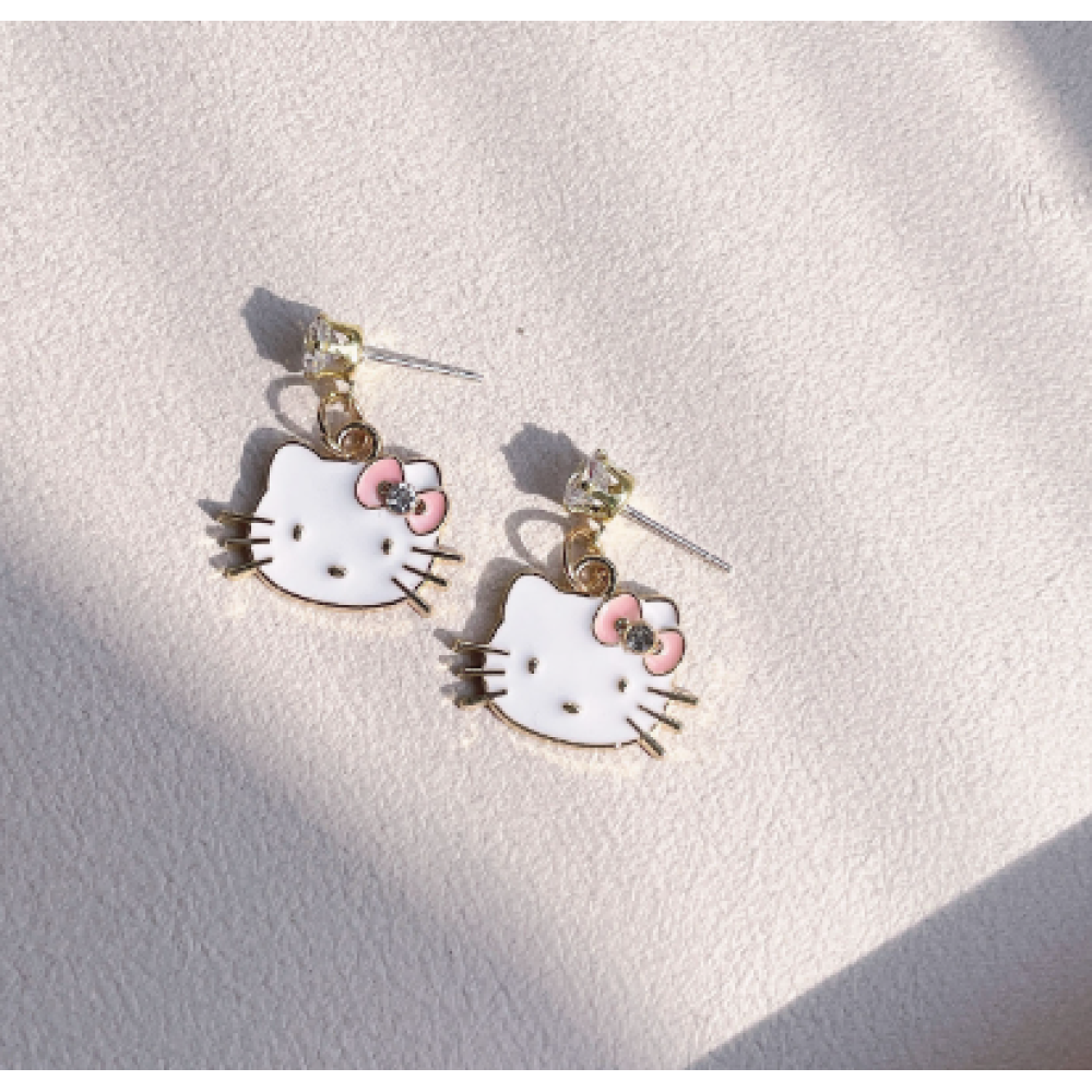 Сережки гвоздики з камінчиком для підлітків Hello Kitty, аніме, (Kuromi ) геншень, манги, Санріо Кітті Мелоді білий (AN)26209